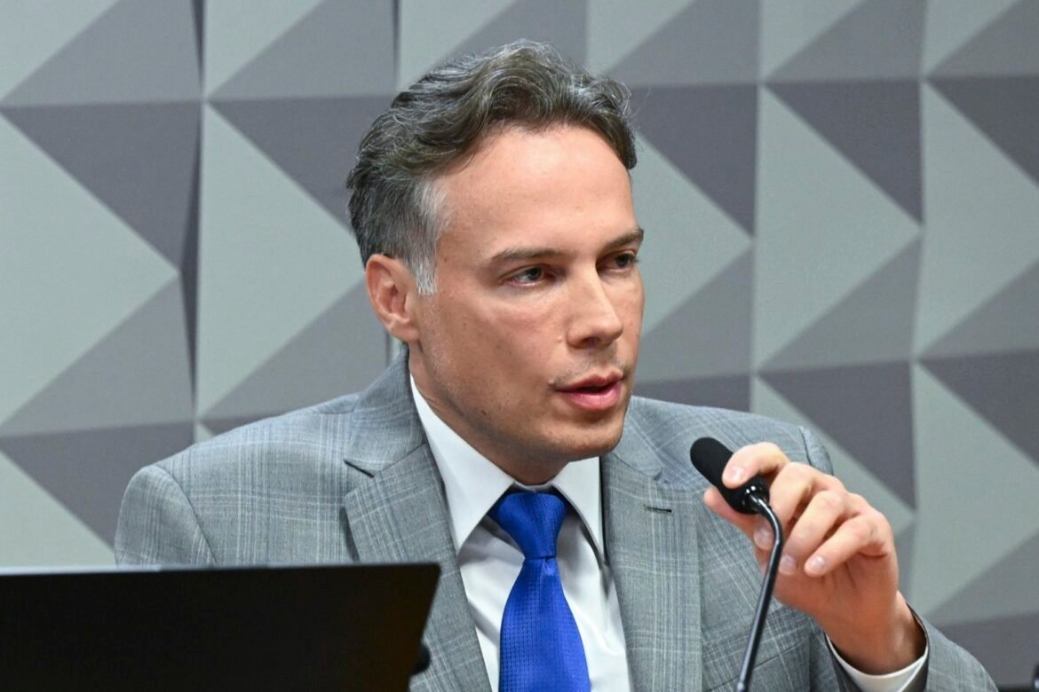alvo-de-operacao-contra-fraude-em-aposentadorias-recebeu-auxilio-emergencial-durante-a-pandemia-|-g1
