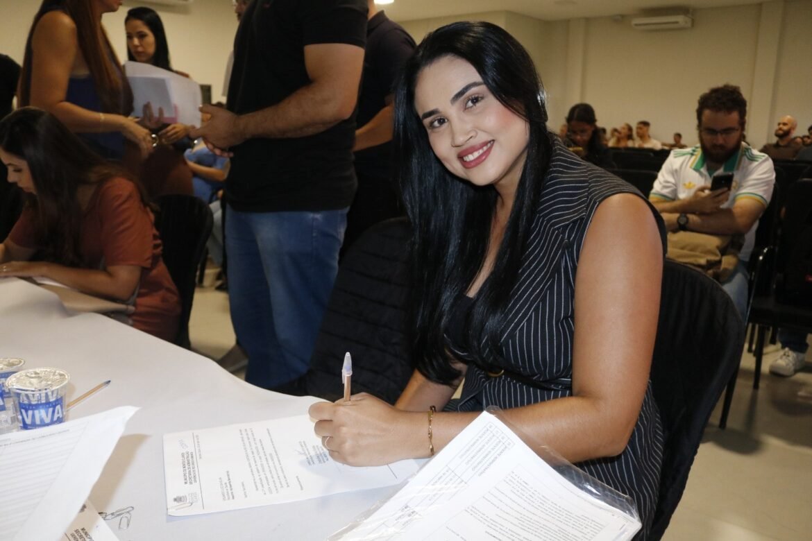 prefeitura-de-montes-claros-da-posse-para-aprovados-no-concurso-publico