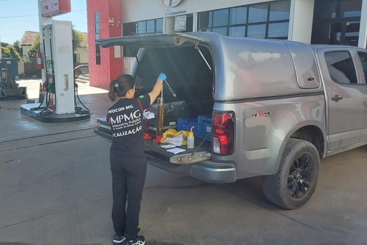 mpmg-autua-13-postos-de-combustiveis-por-irregularidades-no-norte-de-mg