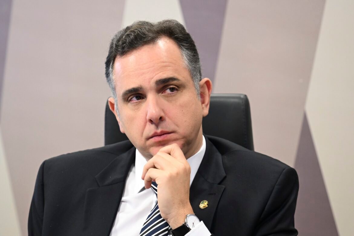 pacheco-critica-decisao-dos-eua-de-classificar-pcc-e-cv-como-terroristas:-‘banaliza-conceito-de-terrorismo’