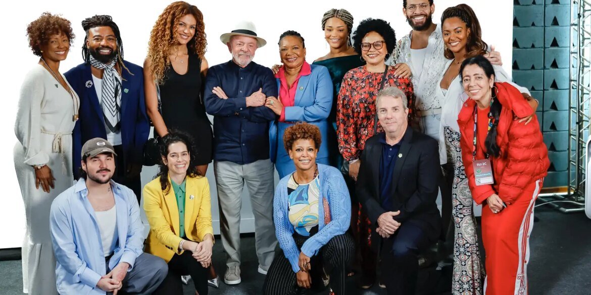 tela-brasil:-streaming-publico-estreia-com-mais-de-550-obras