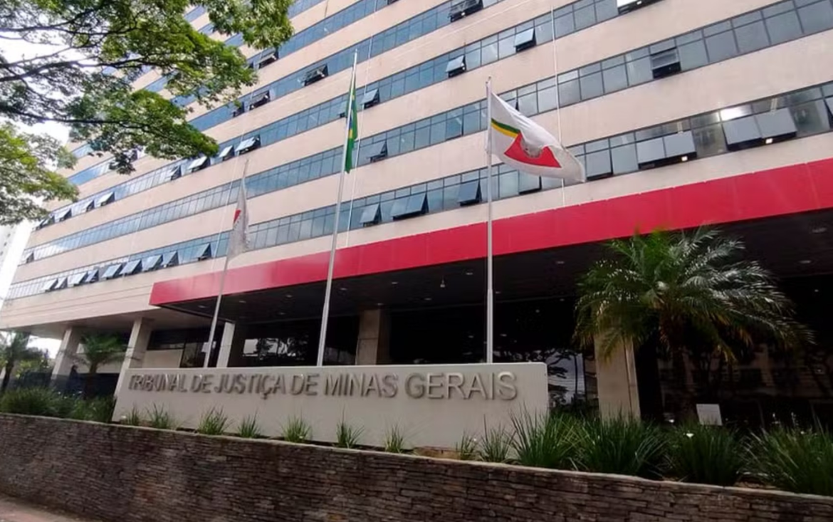 escriva-da-policia-civil-e-condenada-a-mais-de-seis-anos-de-prisao-por-inserir-dados-falsos-em-sistema