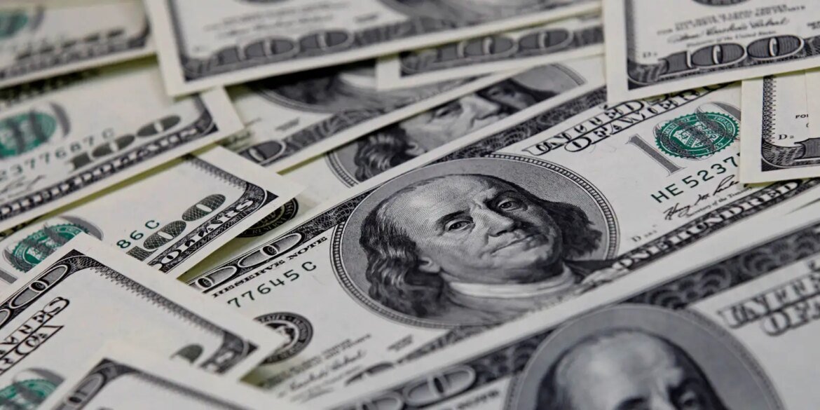 bolsa-cai-2,22%,-e-dolar-volta-a-subir-acima-de-r$-5,06