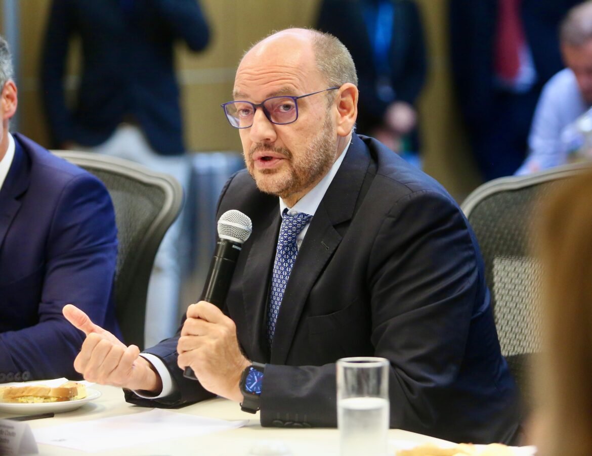 governador-do-rj-diz-que-espera-recuperar-r$-1,4-bilhao-de-aplicacoes-do rioprevidencia-no-master-|-g1