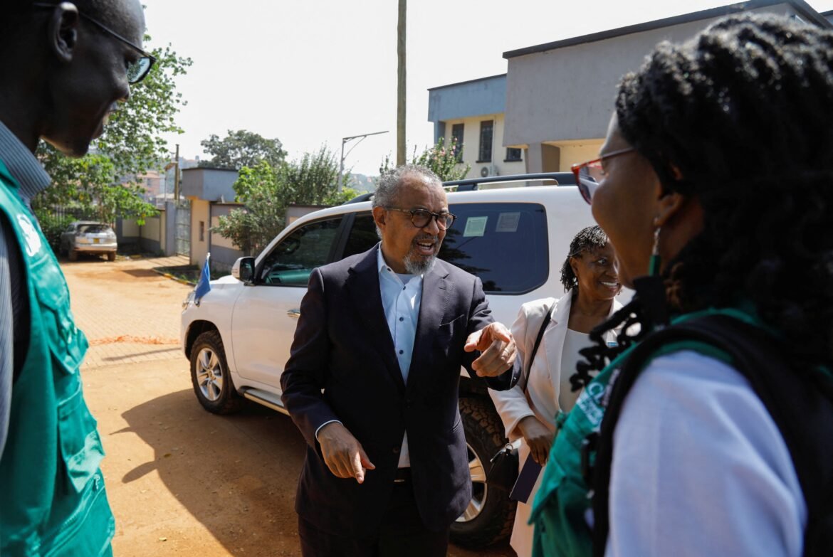 oms-elogia-uganda-por-conter-avanco-do-ebola-apos-surto-no-congo