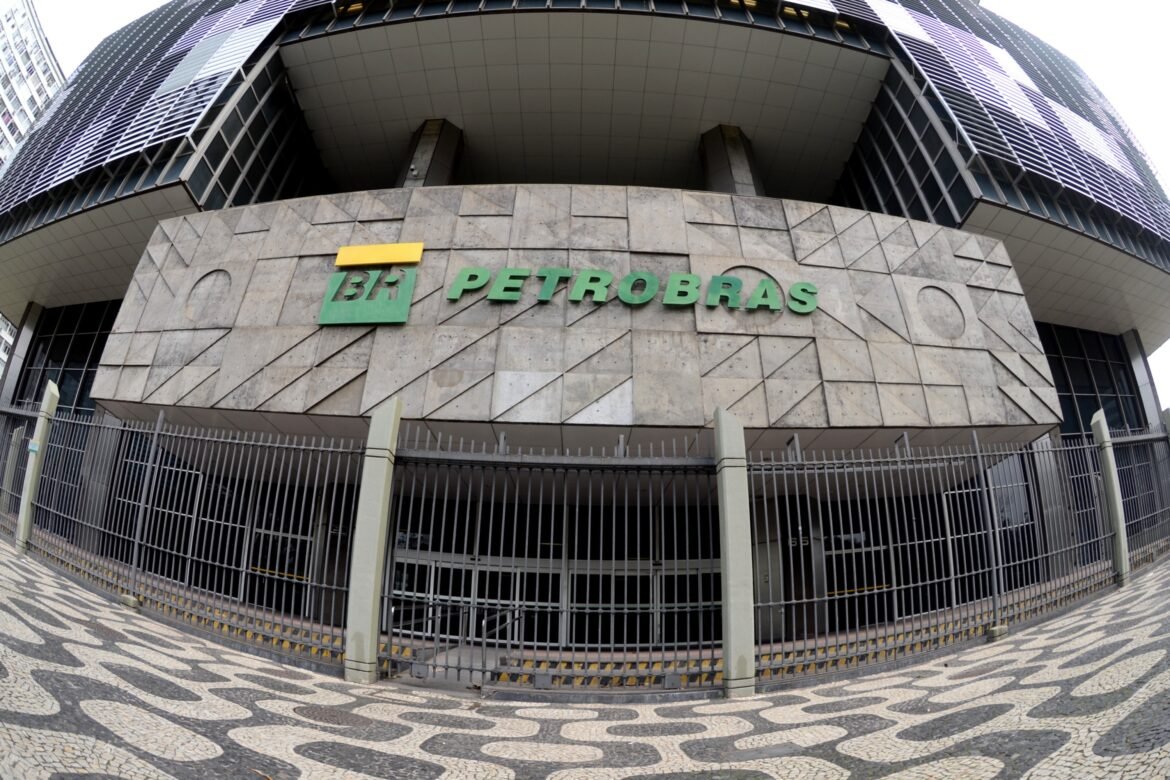 petrobras-compra-50%-de-itaimbezinho-no-pre-sal-da-bacia-de-campos-|-g1