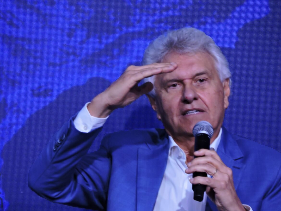 flavio-bolsonaro-‘perdeu-a-condicao-de-poder-ganhar-a-eleicao-de-lula’,-diz-ronaldo-caiado-sobre-disputa-pela-presidencia