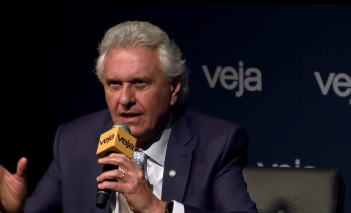 caiado-evita-criticas-a-flavio-bolsonaro-e-defende-presuncao-de-inocencia