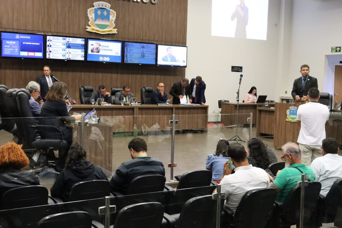 camara-aprova-projeto-que-garante-transporte-publico-gratuito-para-pacientes-do-sus-em-montes-claros
