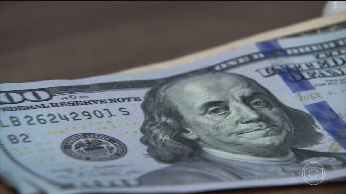 dolar-abre-em-queda-com-foco-nas-negociacoes-entre-eua-e-ira-para-o-fim-da-guerra-|-g1