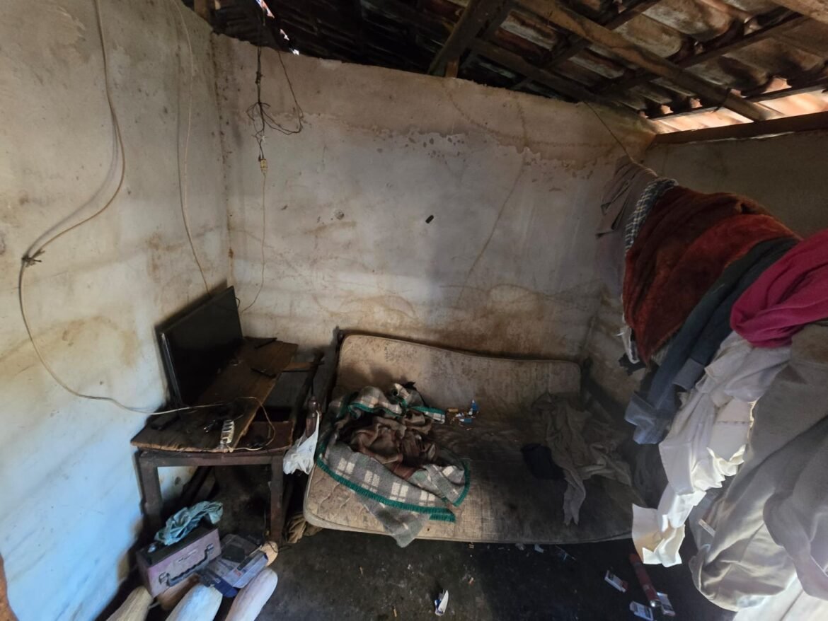 morando-ha-14-anos-em-barracao-sem-agua-e-banheiro-e-recebendo-r$-300-por-mes,-homem-e-resgatado-de-fazenda-em-montes-claros