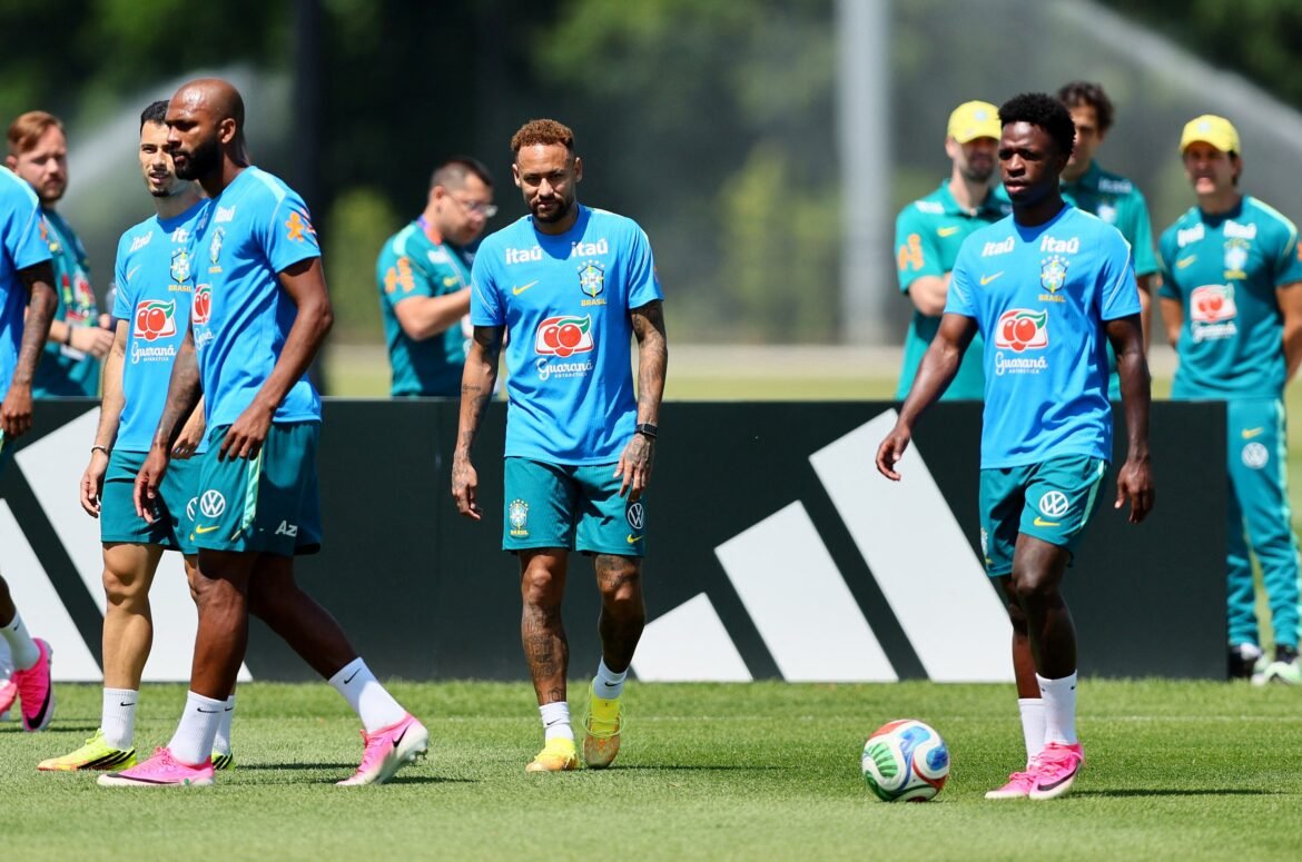 quanto-custa-a-chuteira-nova-do-neymar-na-copa?-|-g1