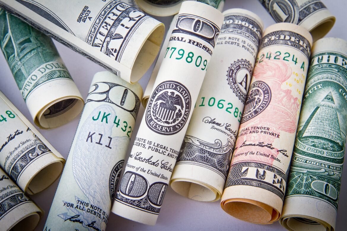 dolar-oscila,-de-olho-em-dados-de-emprego;-ibovespa-cai-|-g1