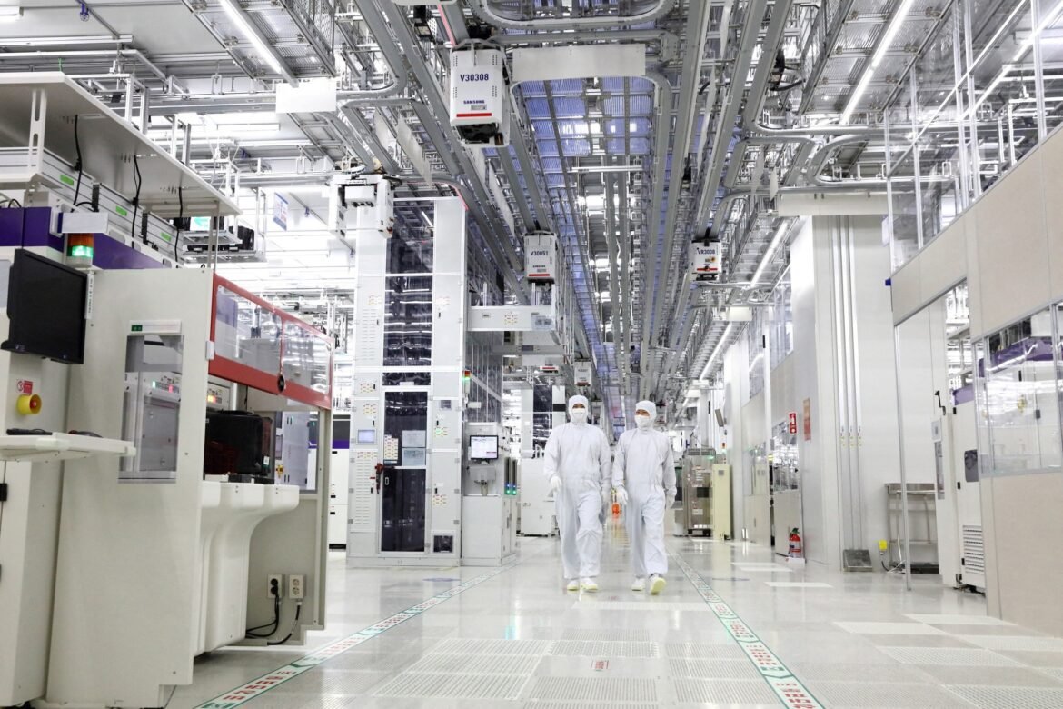 com-samsung-e-sk-hynix,-coreia-do-sul-lanca-plano-de-us$-576-bi-para-chips-de-ia-|-g1