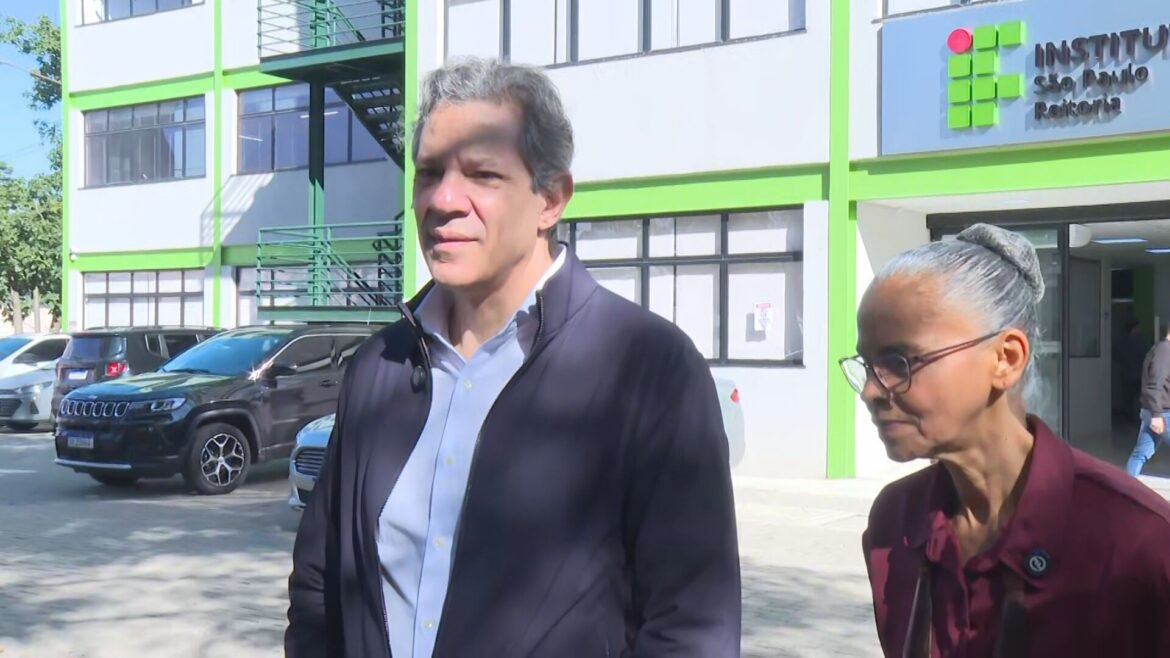 haddad-critica-‘infraestrutura-precaria’-de-etecs-de-sp-e-propoe-reforma-inspirada-em-institutos-federais