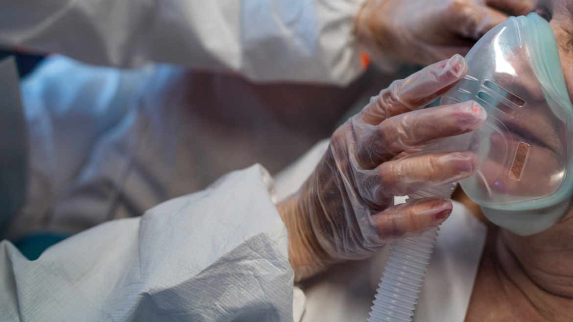 virus-sincicial-respiratorio-(vsr)-impulsiona-aumento-de-casos-graves-de-sindrome-respiratoria-no-brasil;-protecao-de-vacina-dura-ate-tres-anos