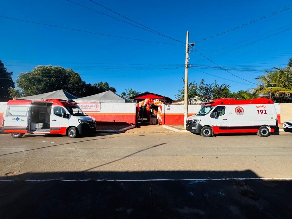 ambulancias-do-samu-que-funcionam-como-utis-moveis-sao-entregues-para-municipios-do-norte-de-mg