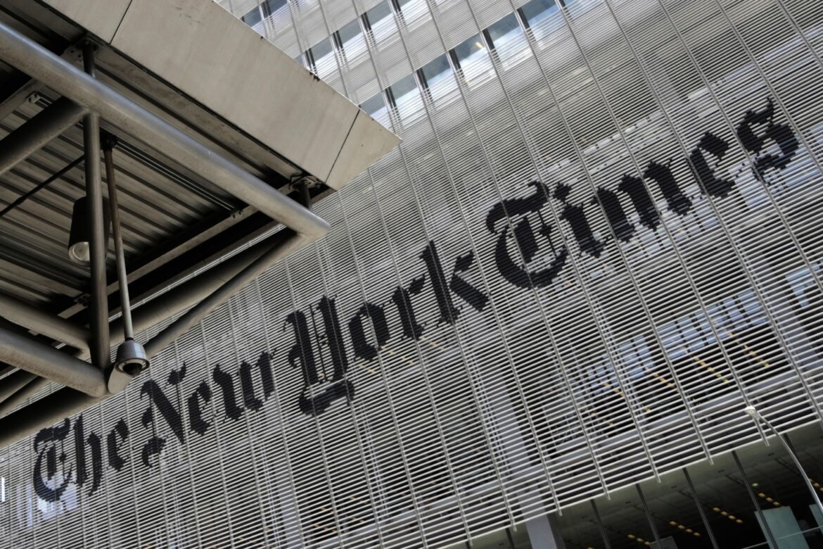 ‘new-york-times’-e-outros-jornais-dos-eua-pedem-que-justica-puna-openai-em-disputa-sobre-direitos-autorais-|-g1