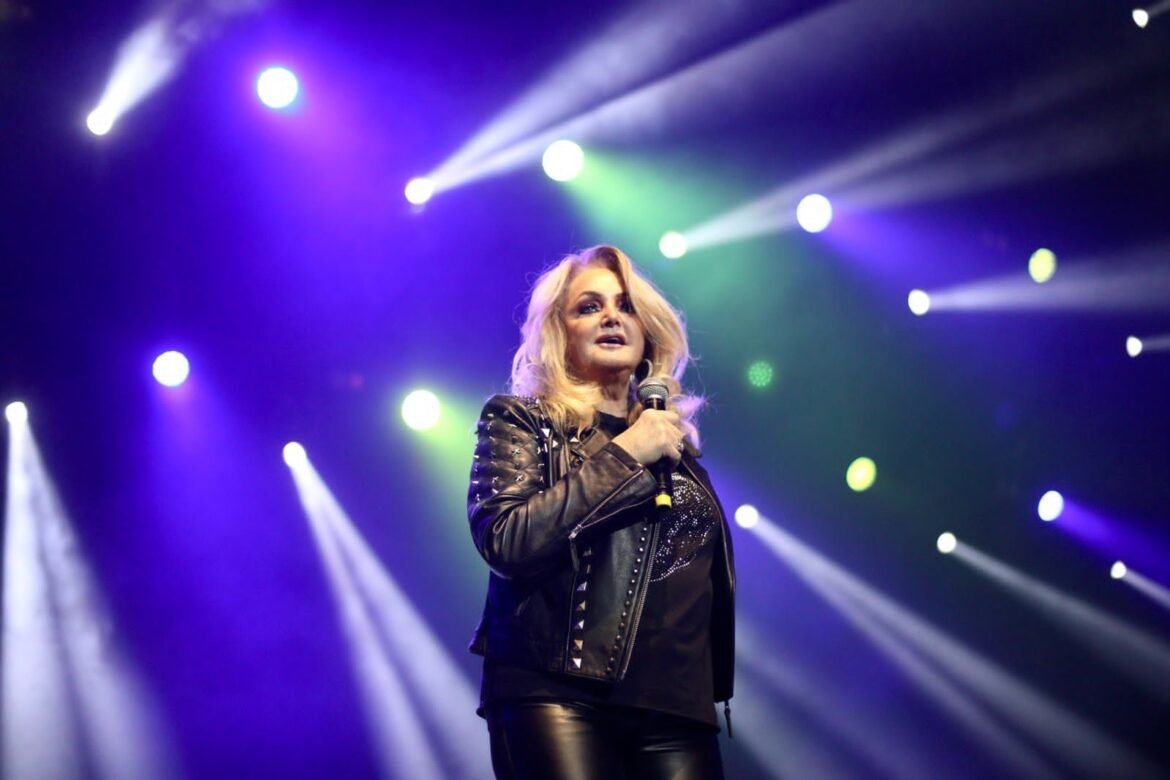 caso-bonnie-tyler:-como-a-apendicite-pode-perfurar-o-intestino-e-evoluir-para-infeccao-generalizada