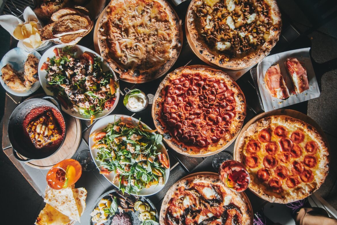 dia-da-pizza:-brasil-abre-13-pizzarias-por-dia,-mas-comprar-uma-pizza-pesa-cada-vez-mais-no-bolso-|-g1