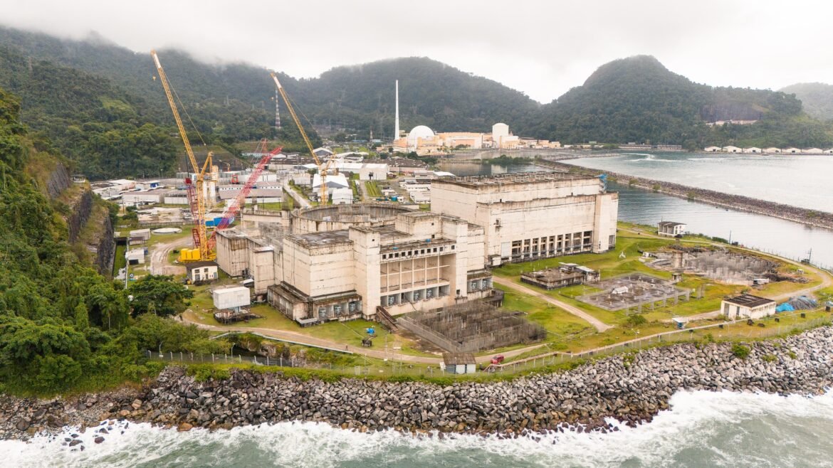 angra-3:-eletronuclear-pode-ter-divida-suspensa-apos-decisao-do-cnpe-|-g1