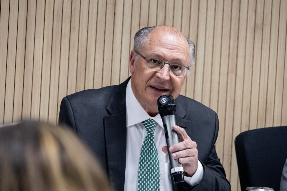 alckmin-contesta-alegacoes-dos-eua-sobre-tarifaco-e-diz-que-medida-e