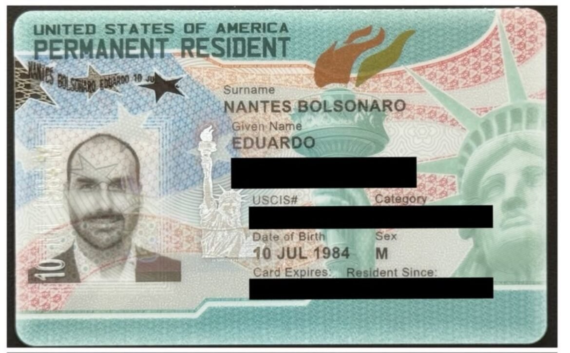 governo-trump:-eduardo-bolsonaro-recebe-green-card-dos-eua-|-g1