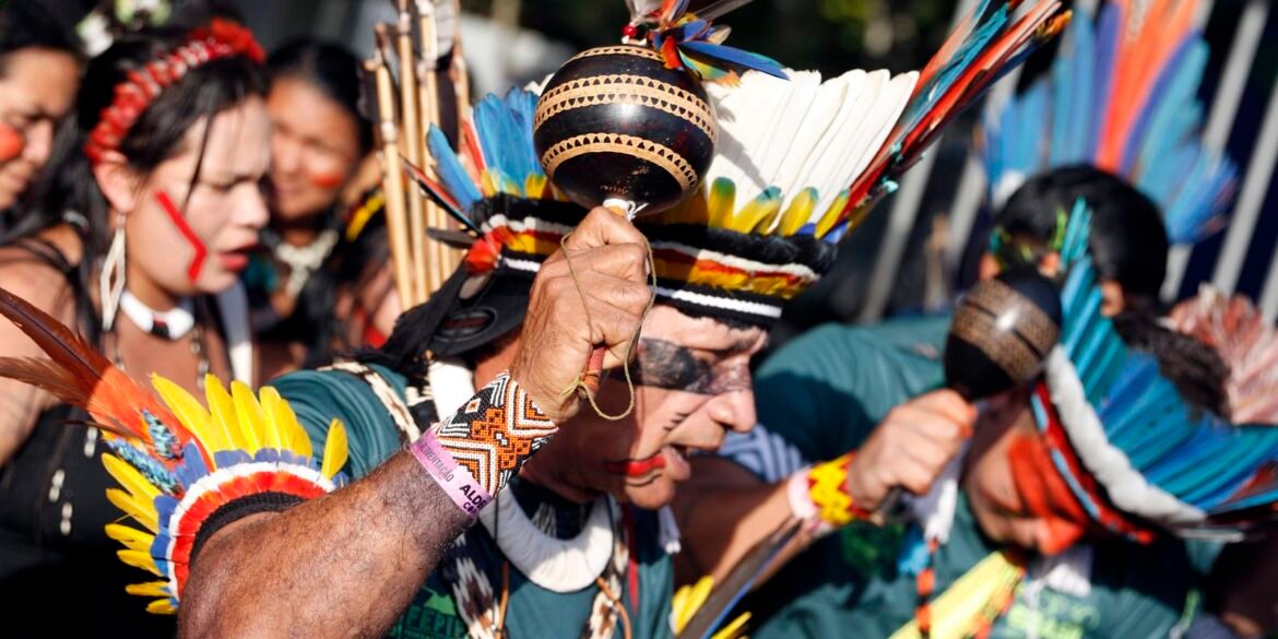 organizacoes-cobram-criacao-de-comissao-da-verdade-indigena