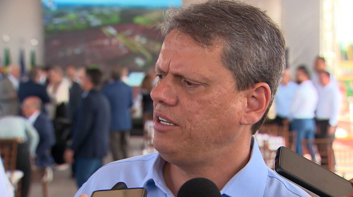 republicanos-mira-em-2030-com-tarcisio-de-freitas-e-nao-deve-fechar-alianca-com-pl