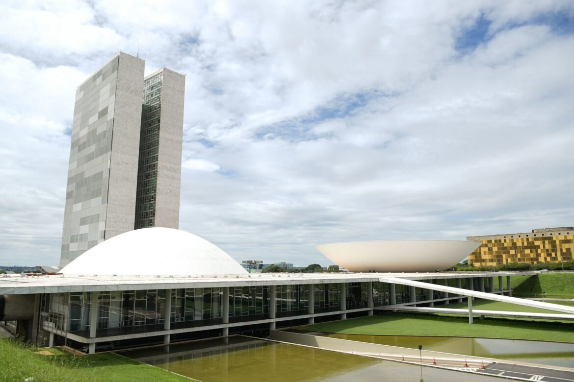 focado-nas-eleicoes,-congresso-adia-fim-do-recesso-e-volta-aos-trabalhos-dia-10-de-agosto