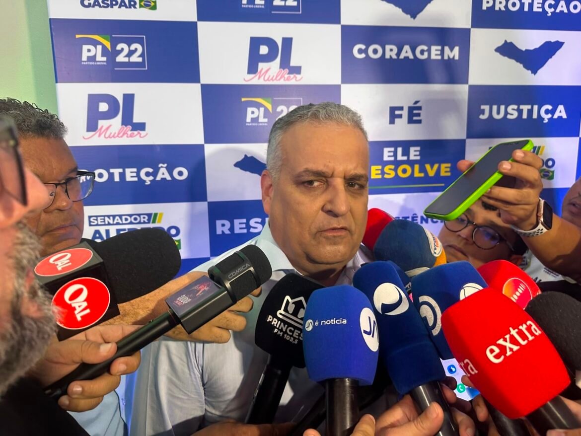analise:-escolha-de-alfredo-gaspar-como-vice-de-flavio-bolsonaro-beneficia-lira-em-alagoas