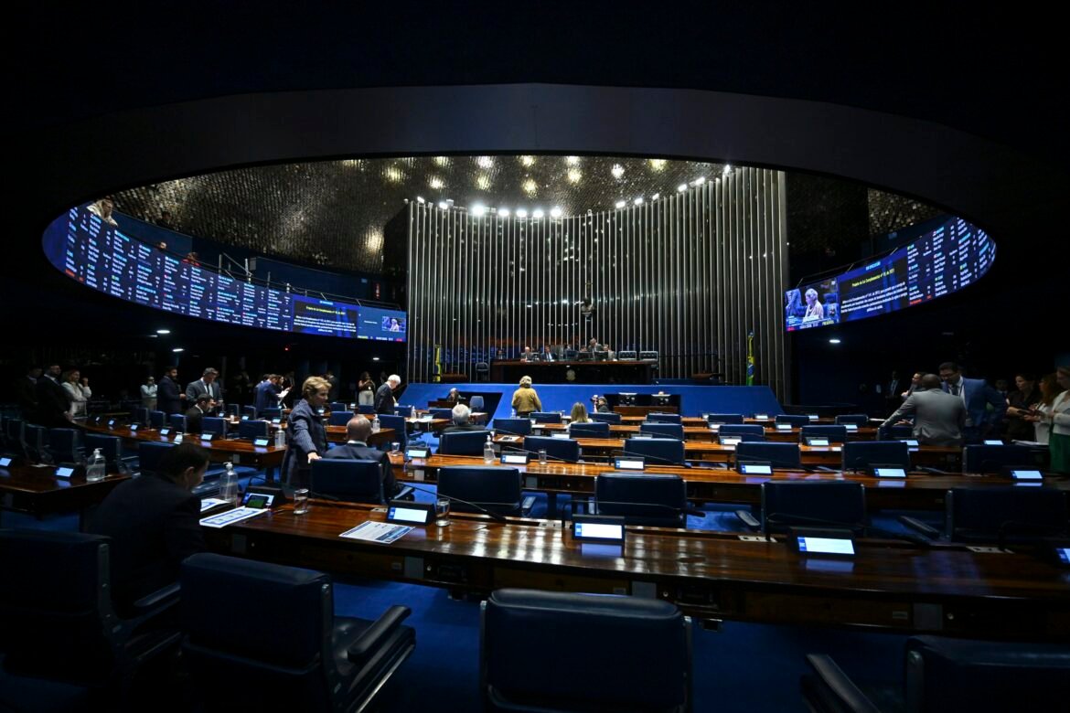 veja-quem-sao-os-candidatos-a-senador-no-amazonas-em-2026