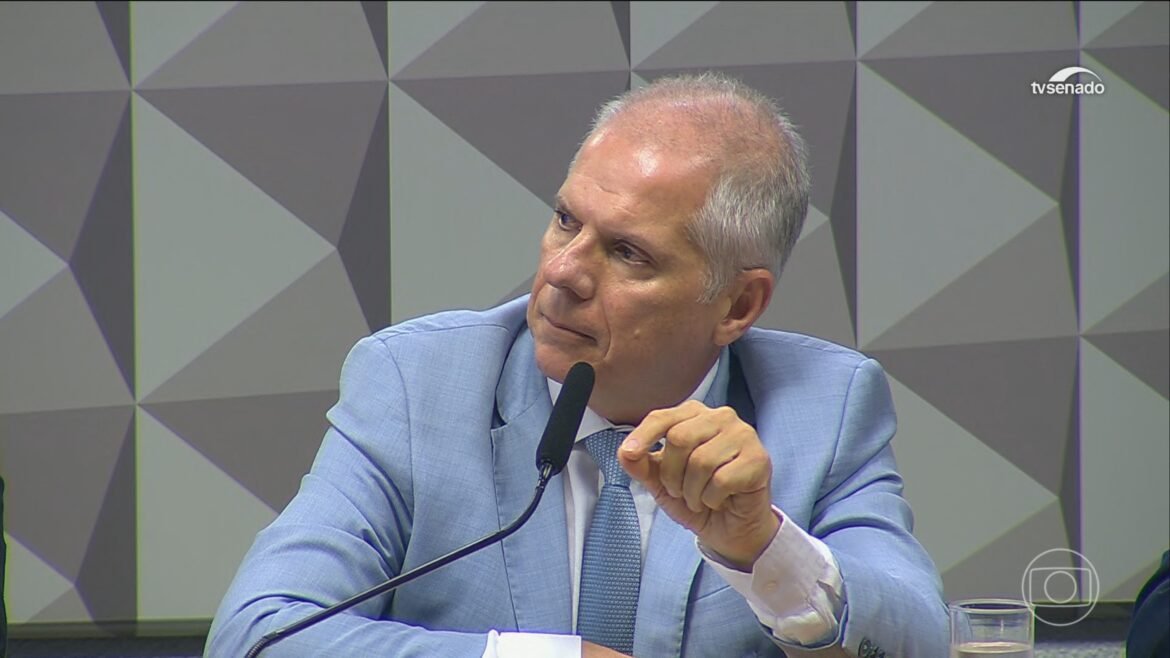 pf-indicia-ex-presidente-do-inss-e-mais-cinco-em-novo-inquerito-sobre-desvios-envolvendo-a-contag