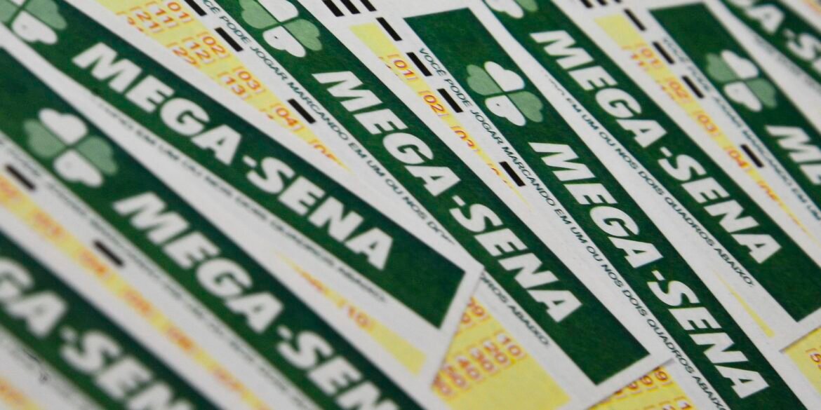 ninguem-acerta-mega-sena;-premio-acumula-para-r$-165-milhoes