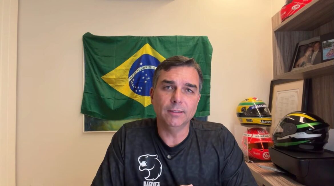 flavio-bolsonaro-vai-gravar-videos-especificos-para-diferentes-grupos-de-evangelicos