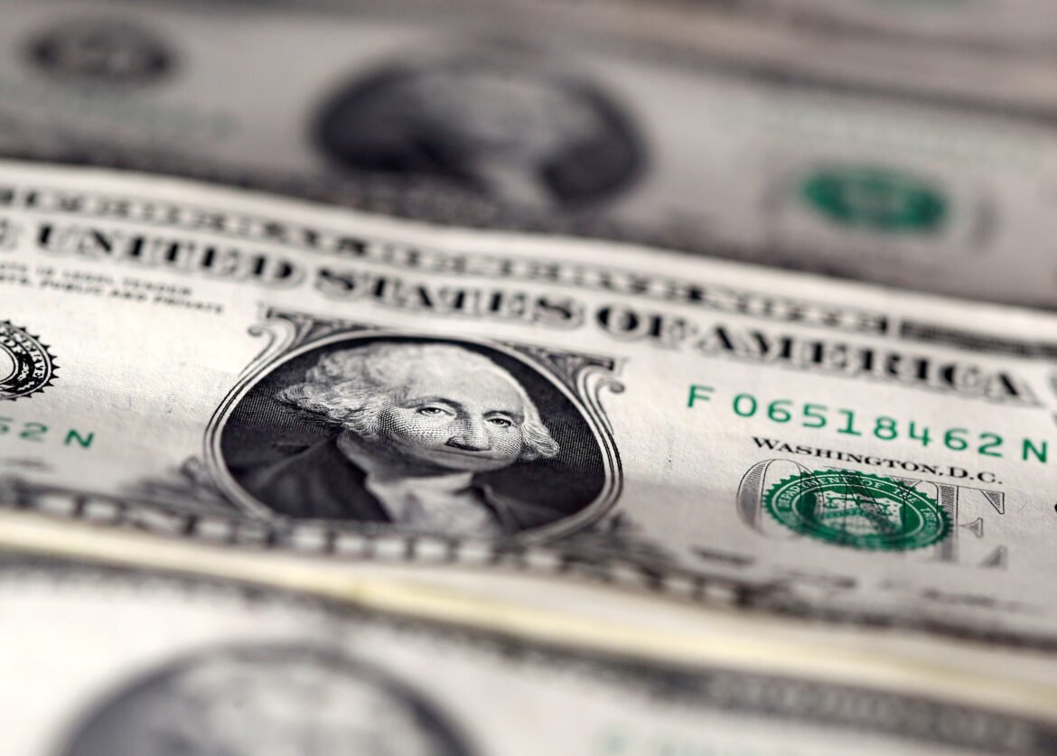 dolar-cai-e-fecha-a-r$-5,08-apos-dados-mais-fracos-de-emprego-nos-eua;-ibovespa-tem-forte-queda-|-g1