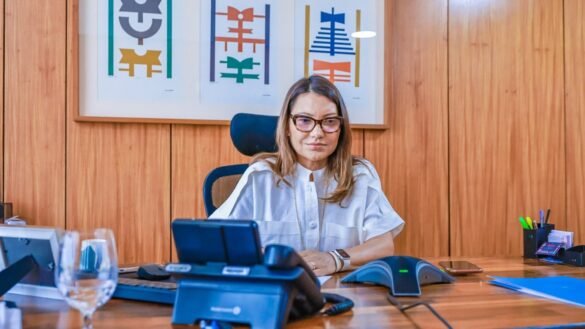 ‘a-gente-precisa-retirar-imediatamente-o-discord-do-ar’,-diz-janja-em-evento-sobre-violencia-contra-criancas