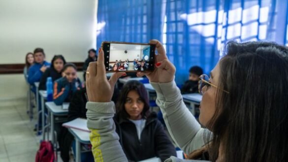 reconhecimento-facial-e-suspenso-em-escolas-no-parana