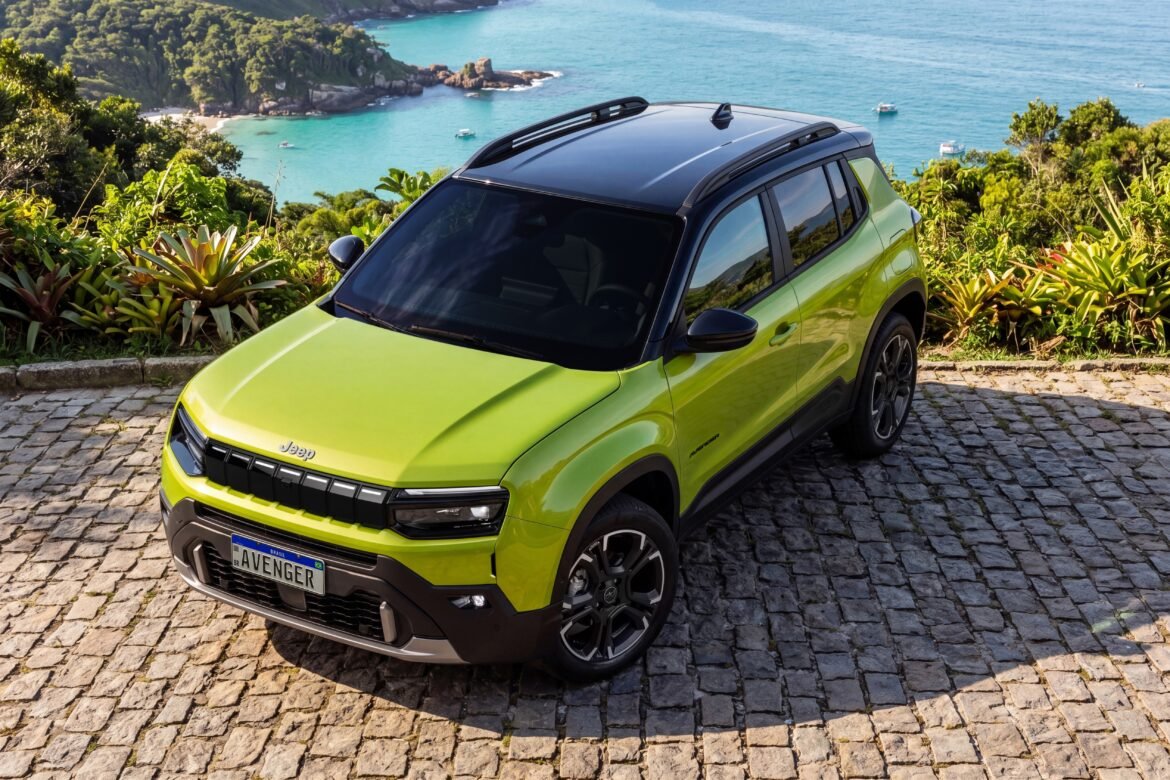 jeep-lanca-o-avenger-nesta-quarta,-mirando-briga-entre-suvs-compactos-|-g1