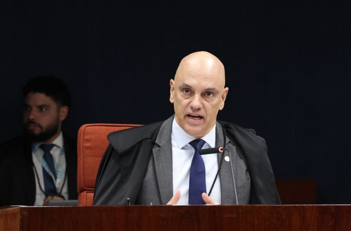 moraes-diz-que-sete-tribunais-mantiveram-‘pagamentos-exorbitantes’-e-determina-devolucao-de-valores