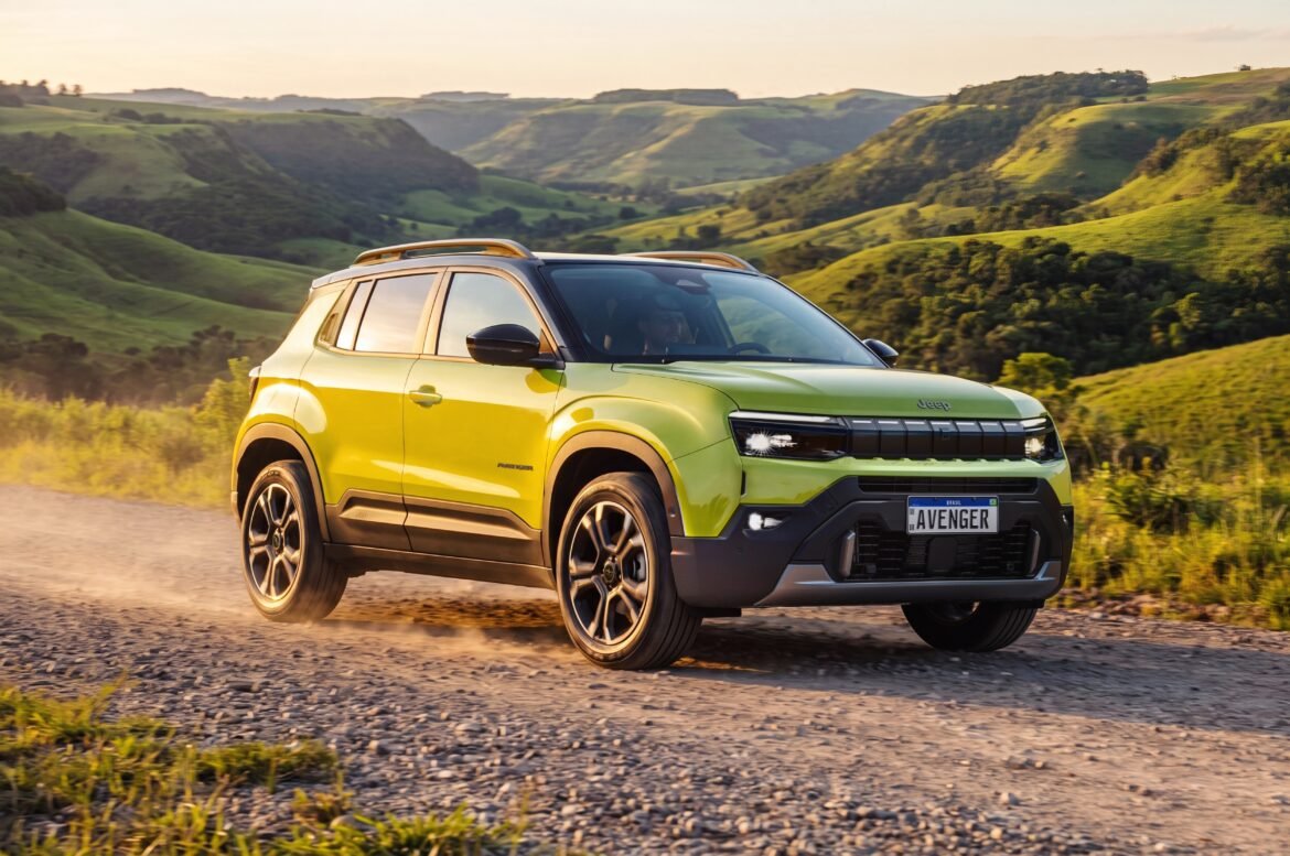 jeep-avenger-chega-por-r$-114.990-e-aposta-em-tecnologia-hibrida-leve-|-g1