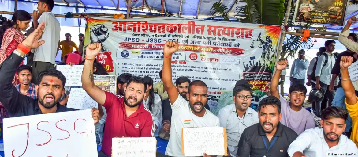 concurseiros-tomam-as-ruas-em-nova-onda-de-protestos-na-india-|-g1