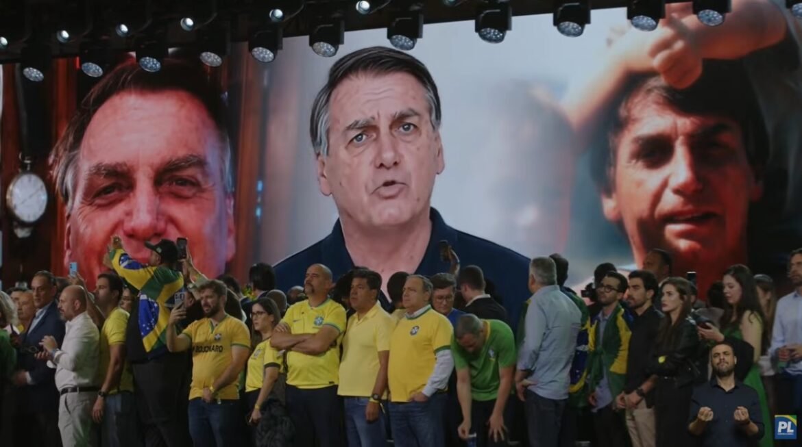 pt-rebate-defesa-de-flavio-bolsonaro-e-diz-ao-tse-que-video-de-ia-de-jair-e-irregular