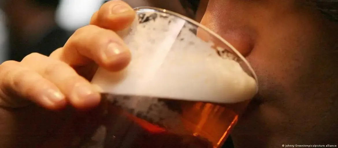 alemanha-avanca-para-proibir-consumo-‘acompanhado’-de-alcool-a-menores-de-16