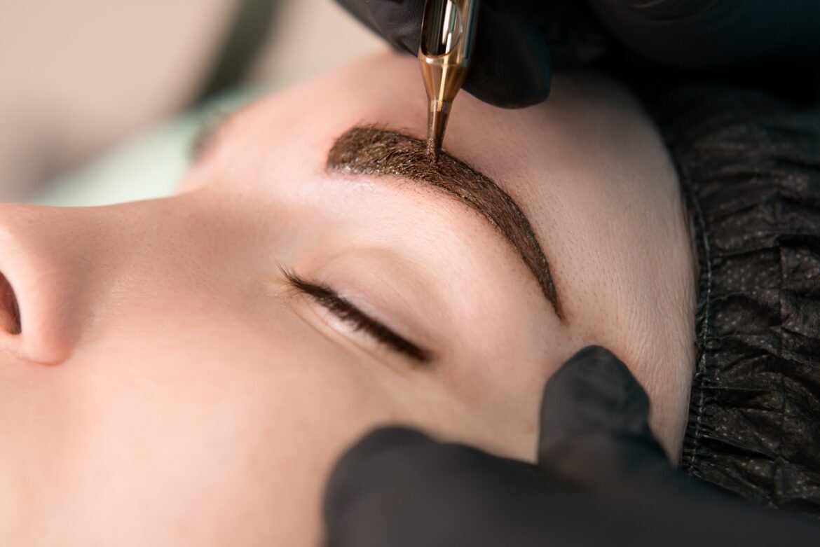 tatuagem-cosmetica:-japao-ameaca-punir-micropigmentadores-sem-licenca-medica;-pena-pode-chegar-a-prisao