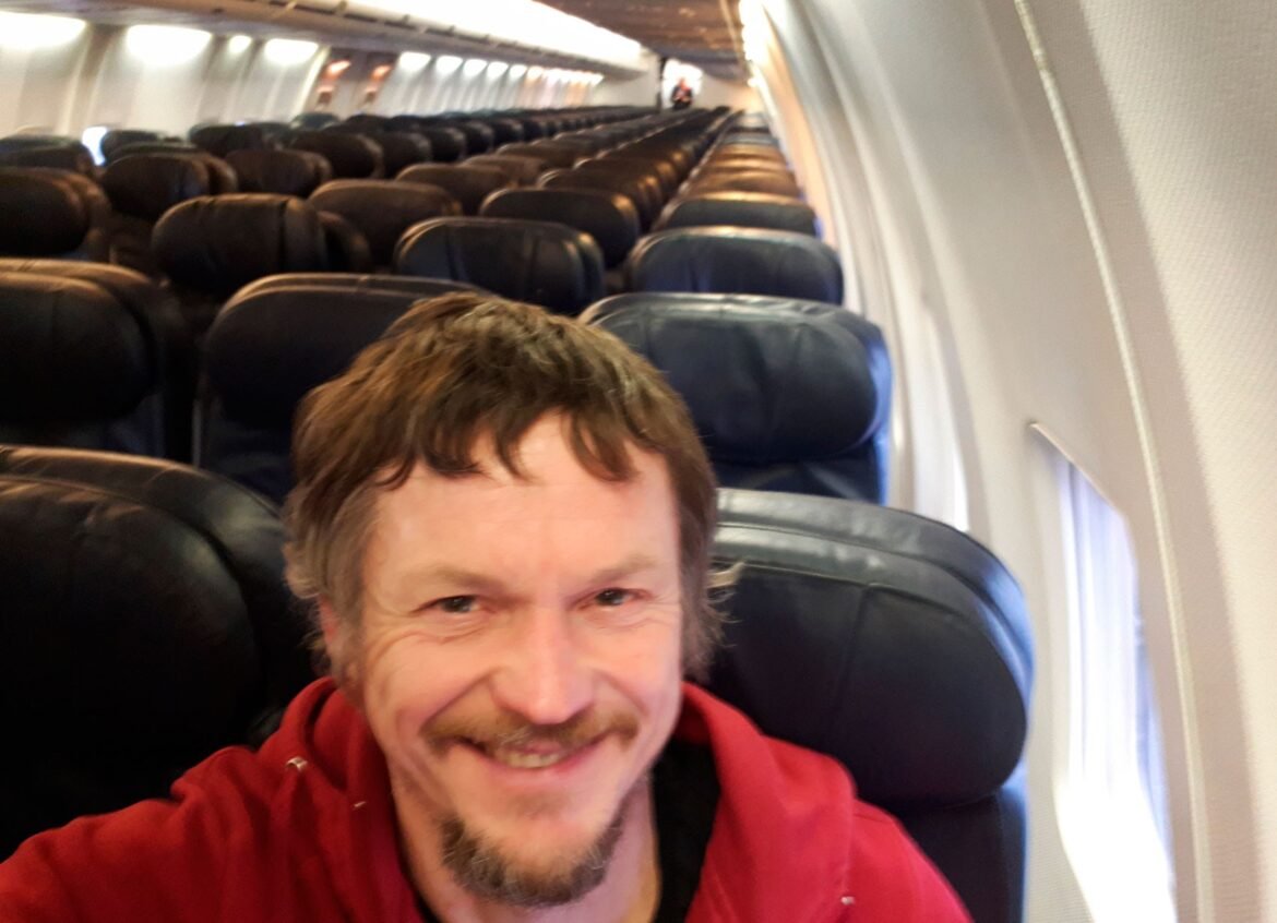 turista-lituano-faz-voo-como-unico-passageiro-a-bordo-de-boeing-737