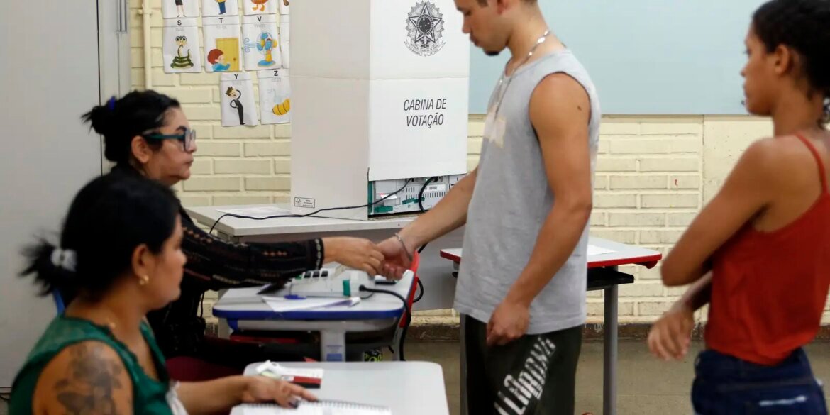 com-envelhecimento-da-populacao,-eleitorado-jovem-recua-22%-em-16-anos