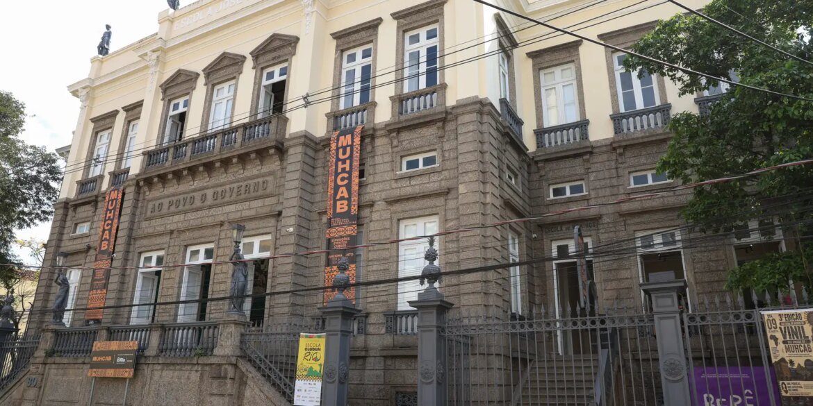 exposicao-do-muhcab-celebra-resistencia-da-pequena-africa,-no-rio