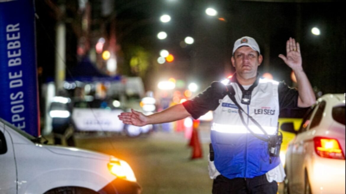 lei-seca-com-teste-de-drogas-em-motoristas-entra-em-vigor;-entenda-o-que-muda-|-g1