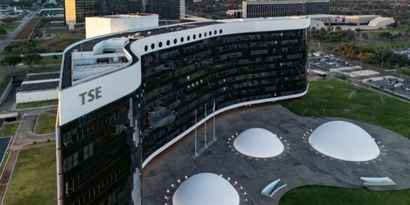 atacada-por-eua,-regra-do-tse-evita-bigtechs-de-privilegiar-candidatos